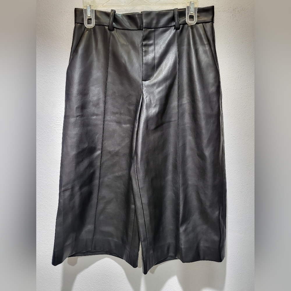 Zara Faux Black Leather Bermuda Culottes Size S - Picture 7 of 12